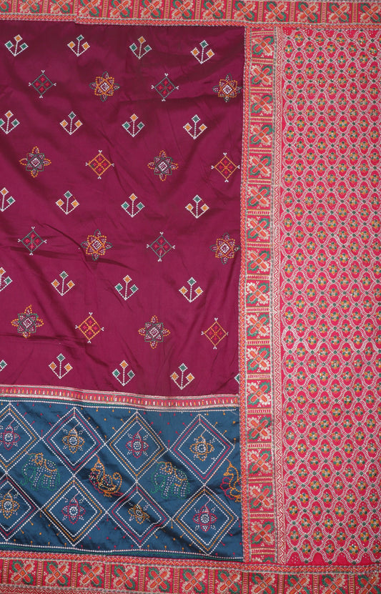 Elegant Bandhani Silk Saree with Intricate Embroidery