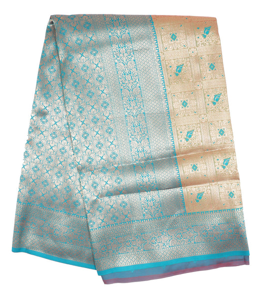 Exquisite Banarasi Silk Saree with Intricate Zari Work