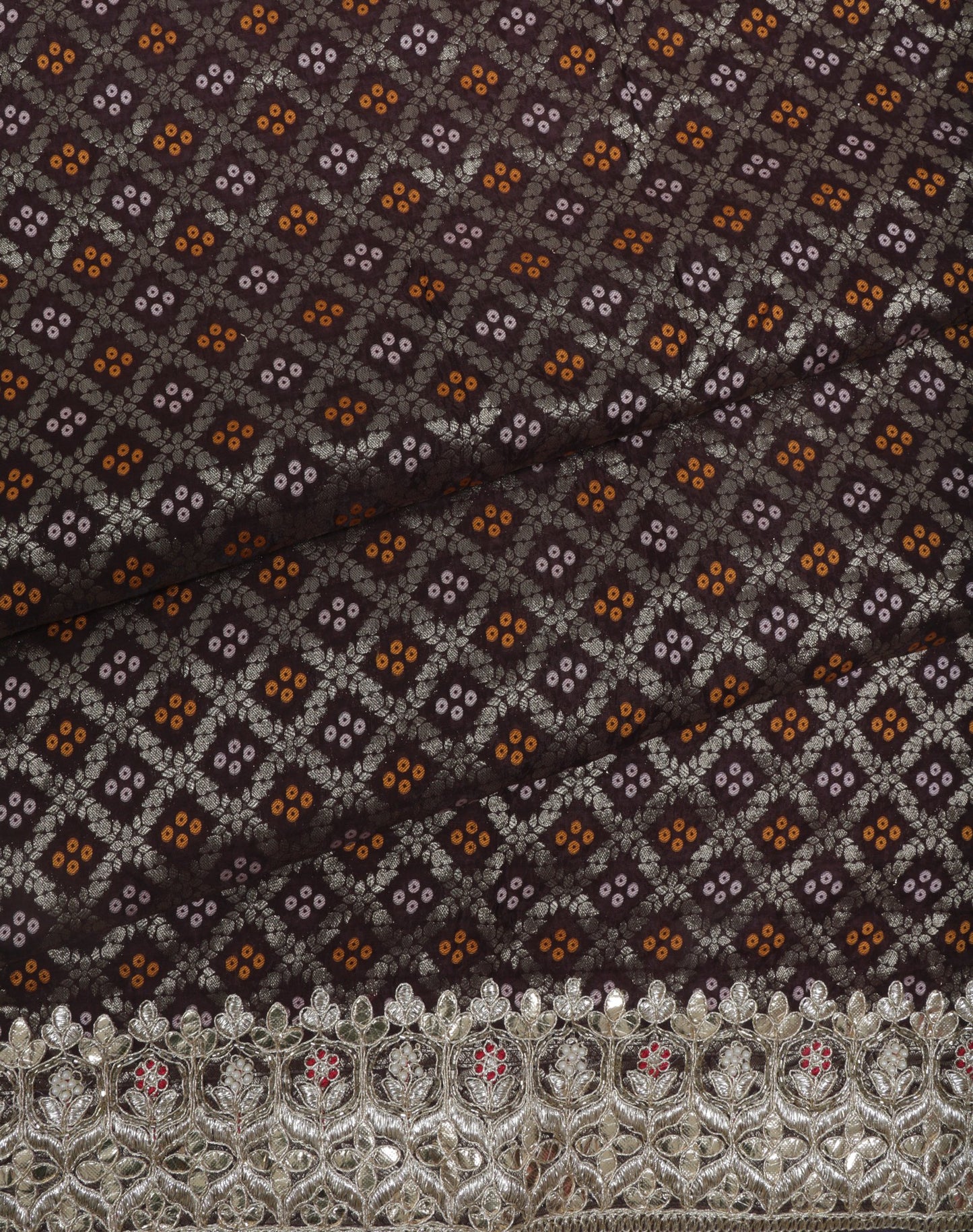 Exquisite Banarasi Silk Saree with Intricate Zari Work