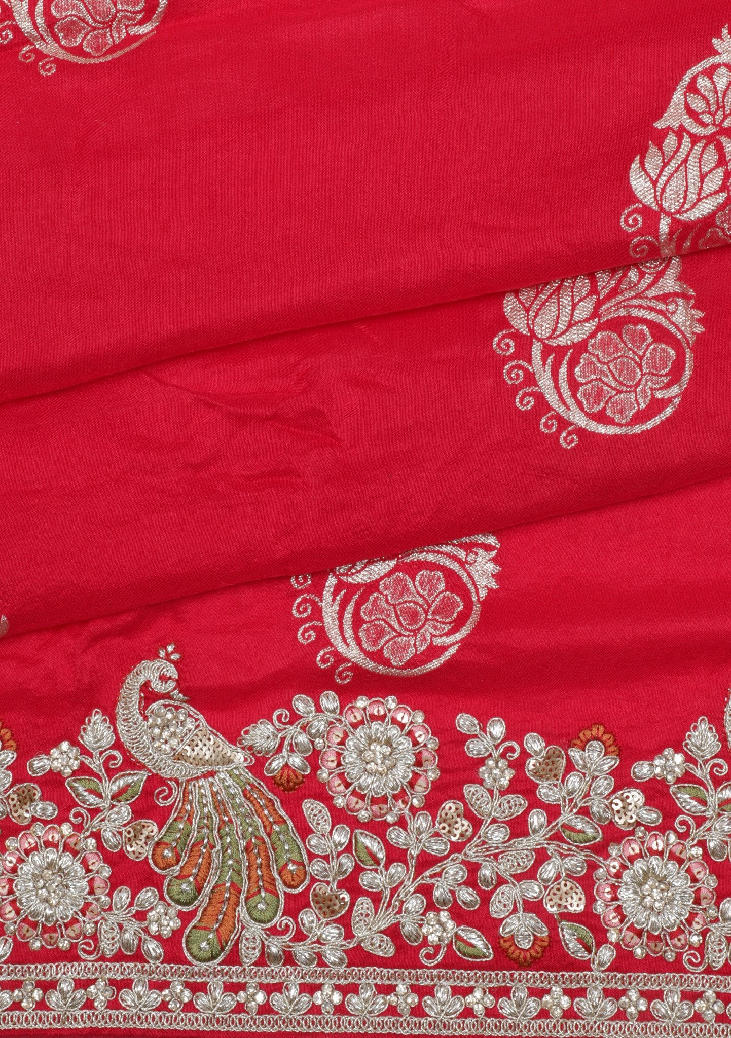 Red Silk Saree with Intricate Zari Embroidery